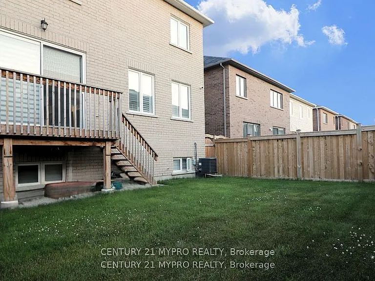 71 Westfield Dr — Photo 38