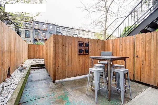 Rented by ZM Realty Group | media 9