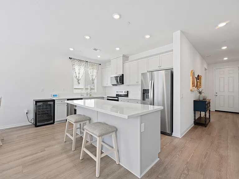 19355 Seeding Palace Cir — Photo 4