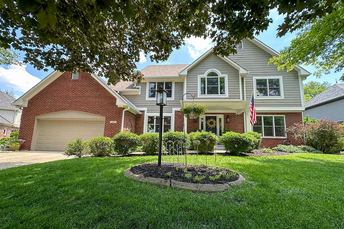 Building Photo - 1127 Woodgate Dr