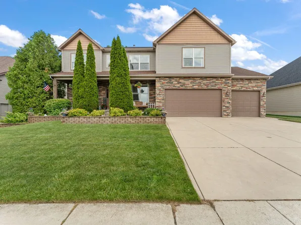 12585 Washington St, Crown Point, IN 46307