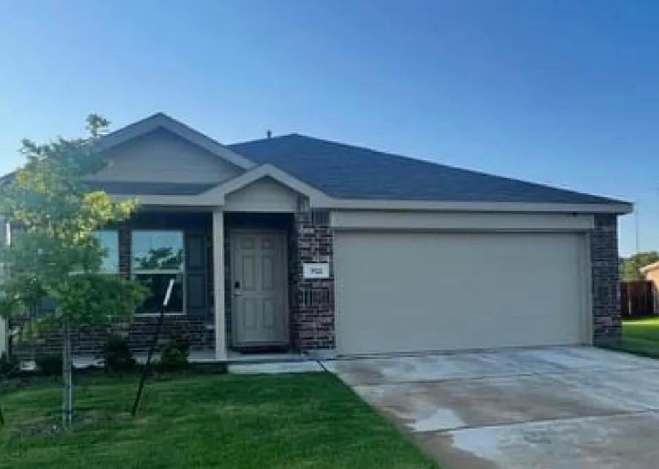 702 Odlozil Ln