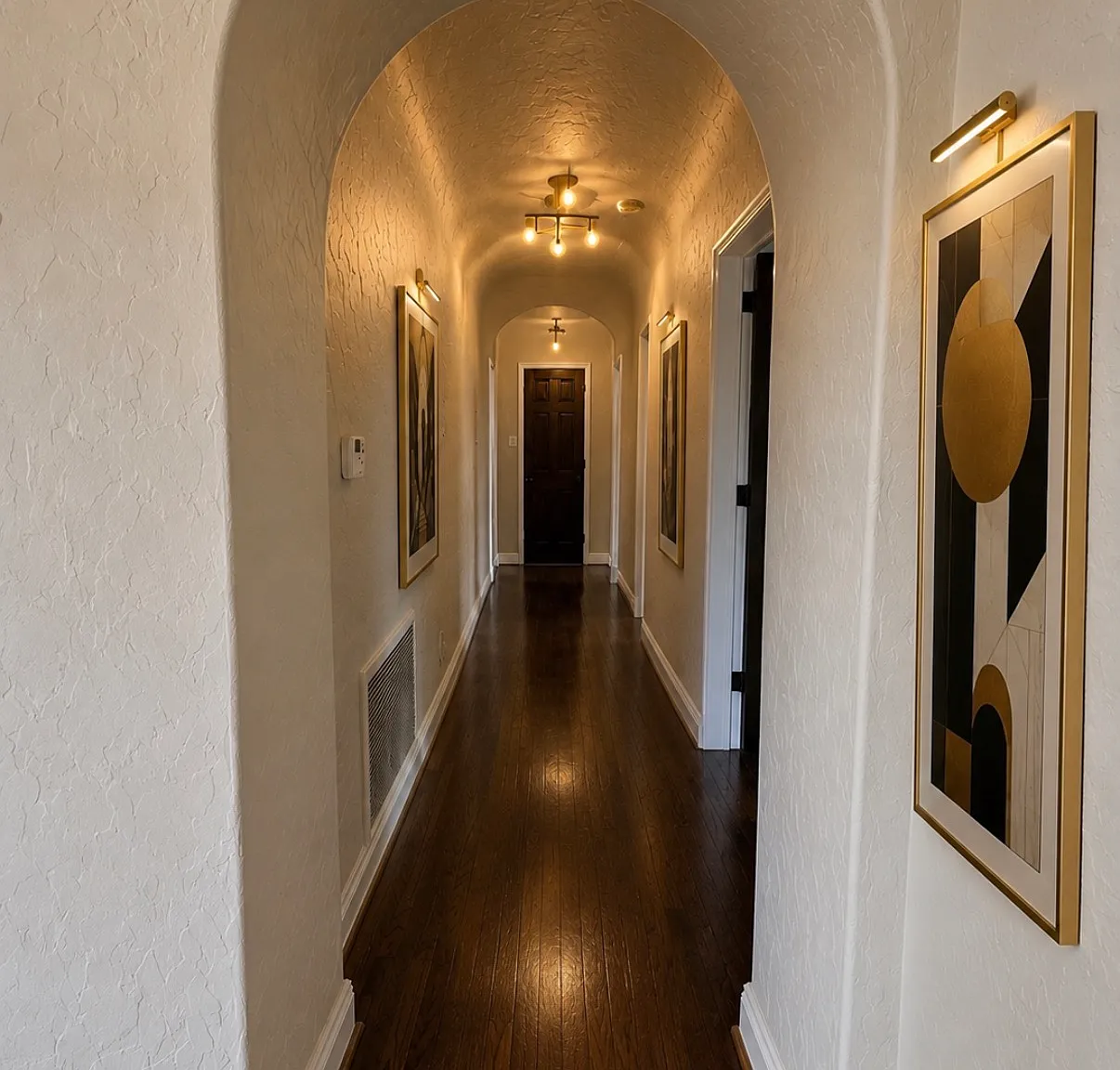 3 bed, 2000 sqft, $5,650 — Photo 4