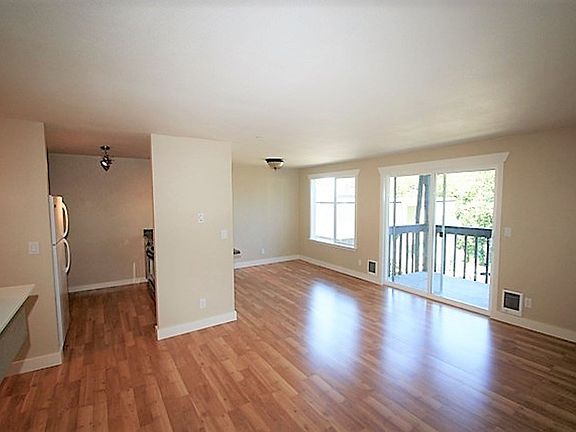 2nd image of 6627 200th St SW Unit 2