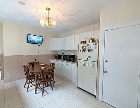 Building Photo - 35 Pearson Rd #3