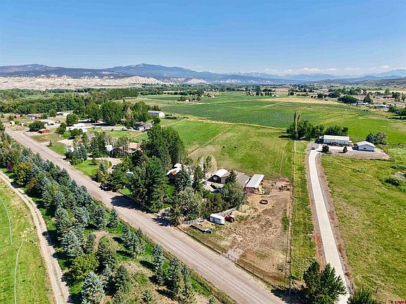 3rd image of 66176 Riverside Road