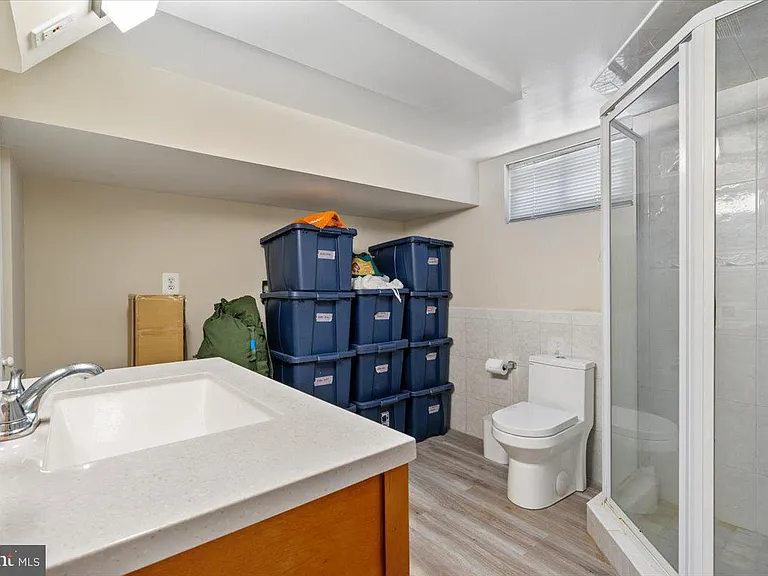 2819 Summerfield Rd — Photo 24