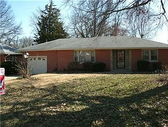 2nd image of 3209 Edwards St