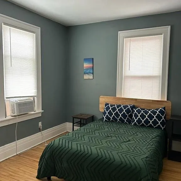 942 Euclid Ave — Photo 2