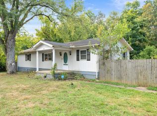 142 Lois Ln, Nicholasville, KY 40356