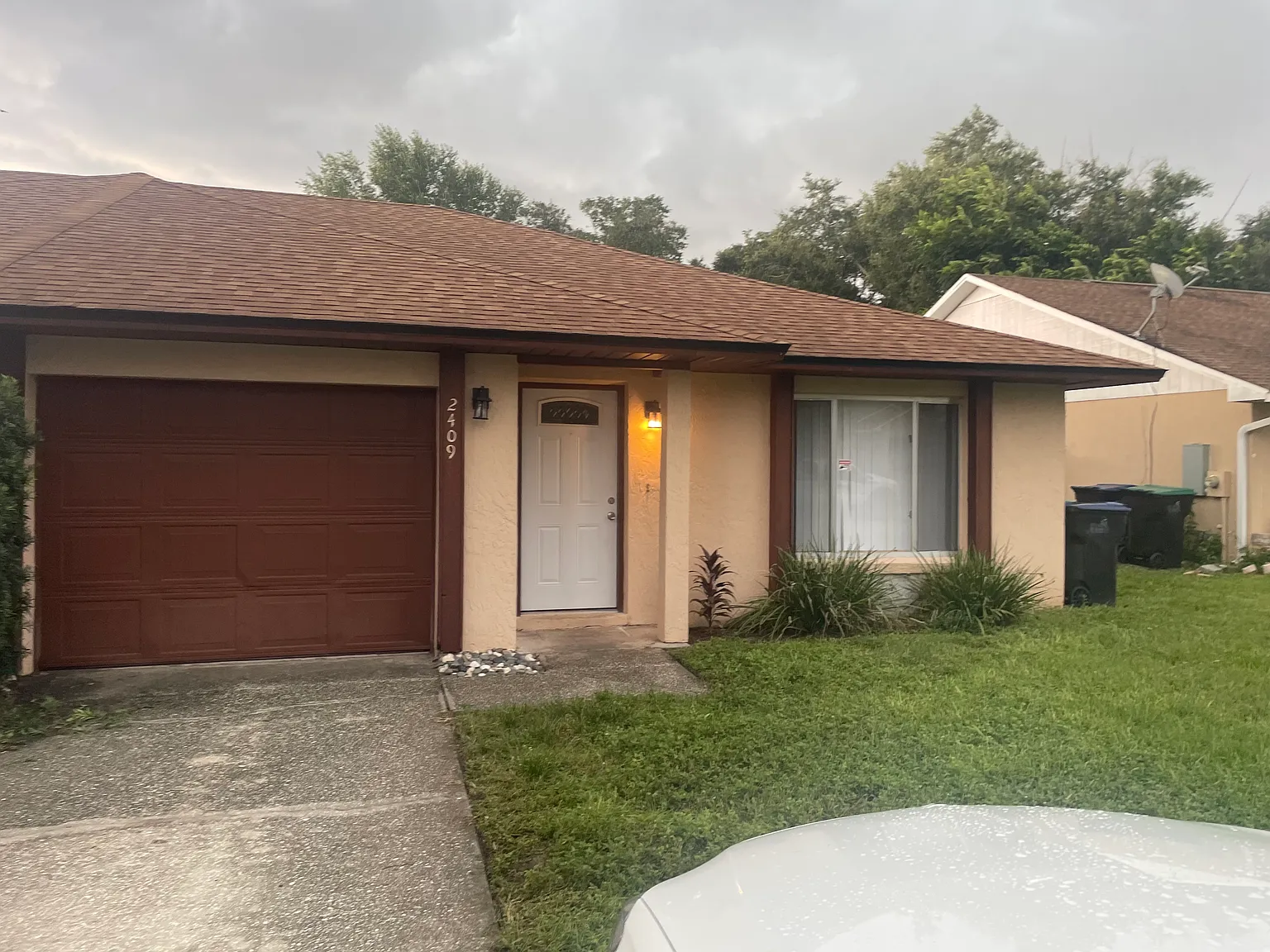 2 bed, 993 sqft, $1,650 — Photo 1
