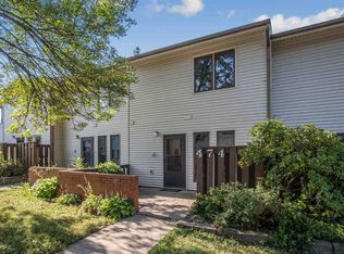 474 Hawaii Ct, Iowa City, IA 52246