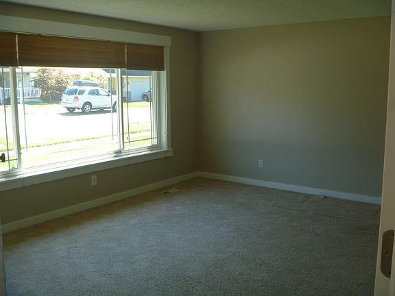 5th image of 18914 77th Avenue Ct E