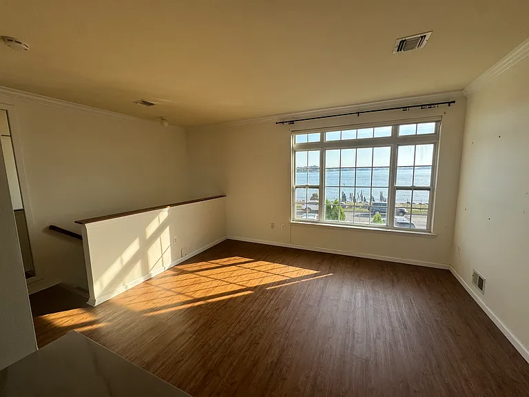 247 Surf Dr #1A — Photo 5
