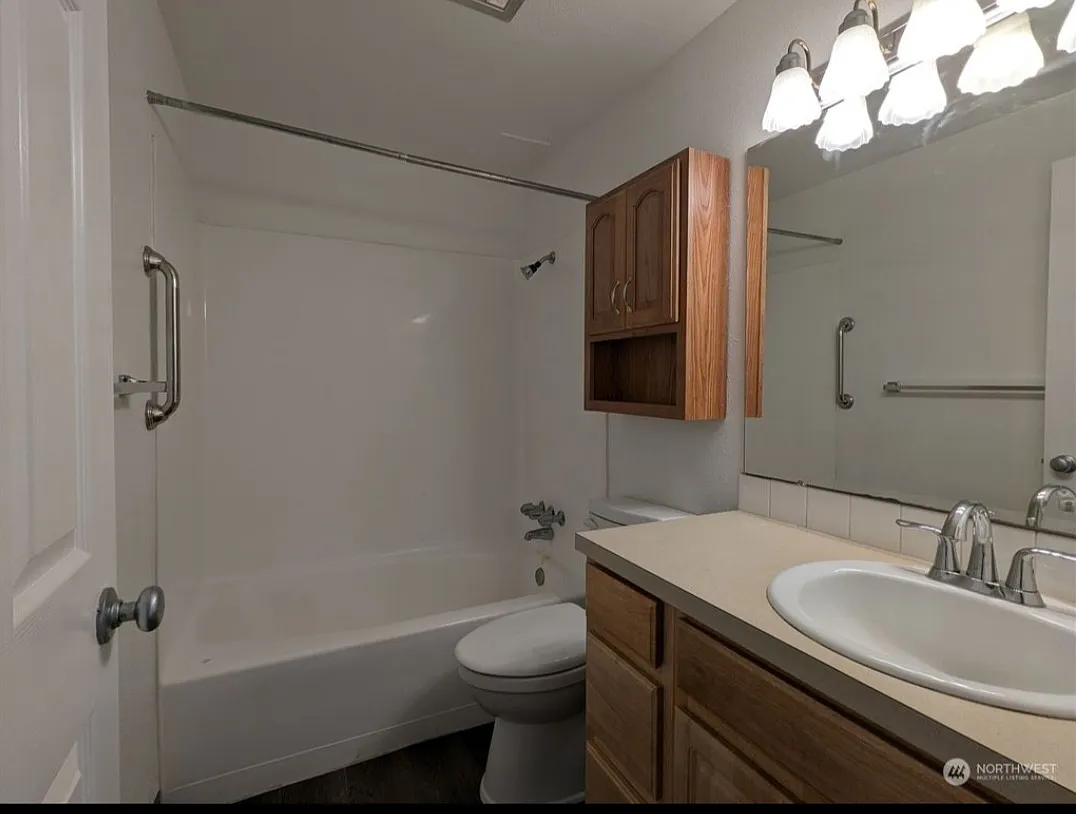 Building Photo - 4908 110th Avenue Ct E