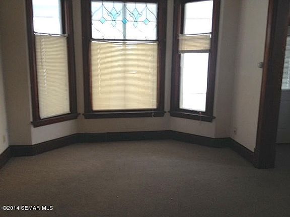 3rd image of 425 Ulstad Ave