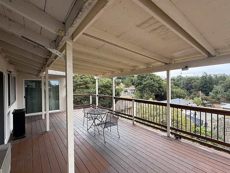 2027 Nina Ct — Photo 4