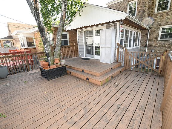 5th image of 9731 S Claremont Ave