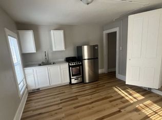 579 Broadway Ave APT 3, Bedford, OH