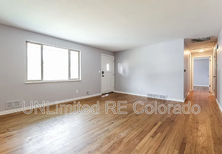 6646 S Kit Carson St — Photo 3
