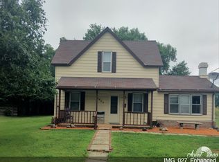 1604 12th St, Columbus, NE 68601