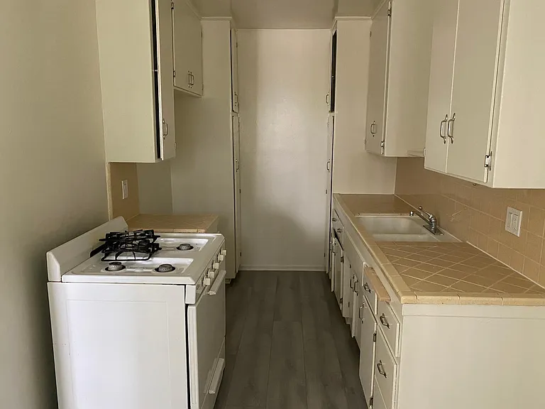 3625 S Centinela Ave #2 — Photo 8