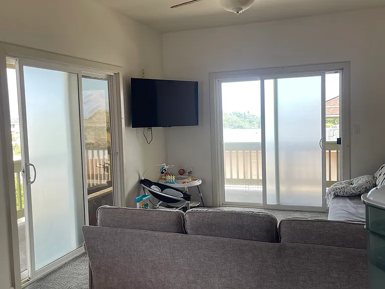 480 Onehee Ave — Photo 3