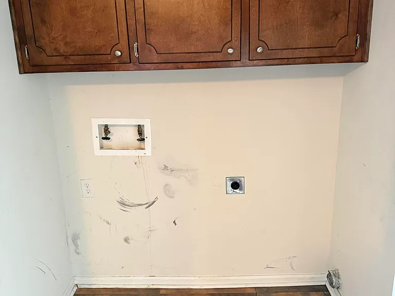2355 Vineyard Dr #F2 — Photo 9