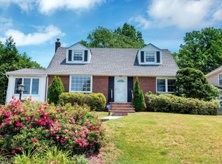 14 Sunnie Ter, West Caldwell, NJ 07006