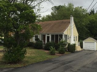 412 Fairfield Rd, Fairfield, NJ 07004