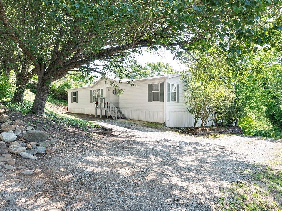 1st image of 66 Green Oak Rd