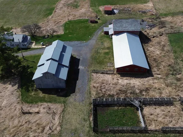 557 Pleasant Valley Road, Benson, VT 05743