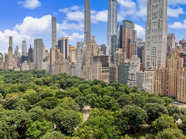 25 Central Park West image 1 of 13