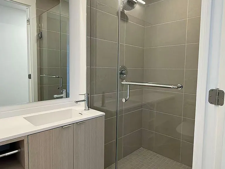 100 Queen St E #2703 — Photo 3