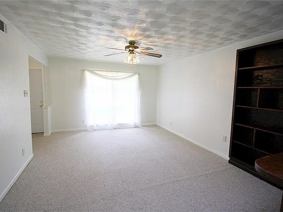4th image of 845 Goldwood Dr