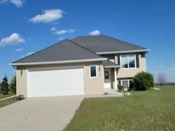 115 7th Ave E, Halstad, MN 56548