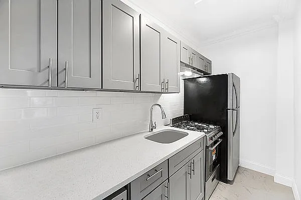 Rented by REAL New York | media 9