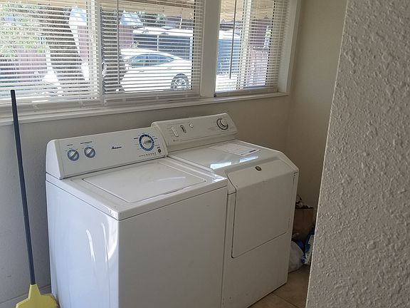 Laundry Room/Wet Porch