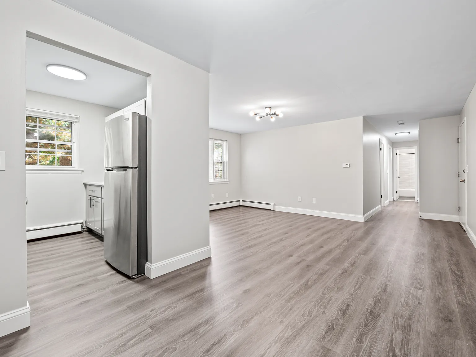 2 bed, 900 sqft, $1,625 — Photo 2