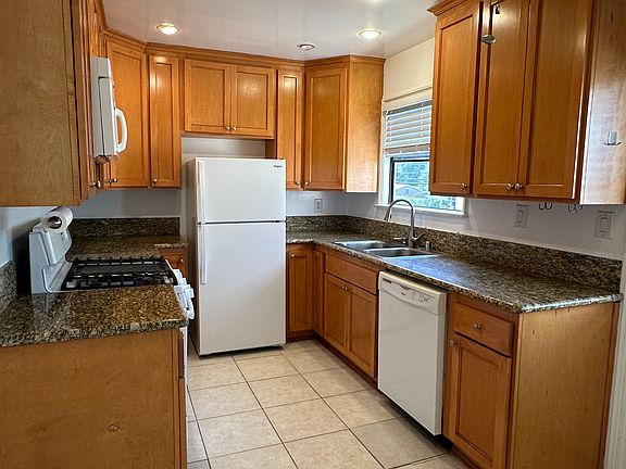 4th image of 11314 Washington Pl #D