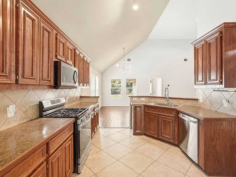 11914 Manasses Springs Ln — Photo 6