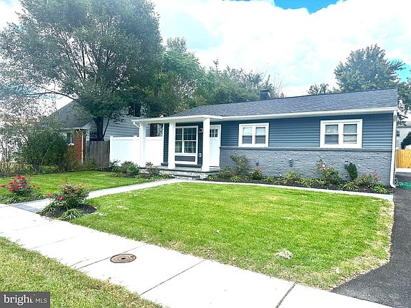 5th image of 112 Furnlea Dr