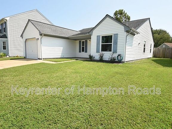 2nd image of 825 Maitland Dr
