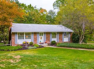 4701 S Woodland Cir, Gibsonia, PA 15044