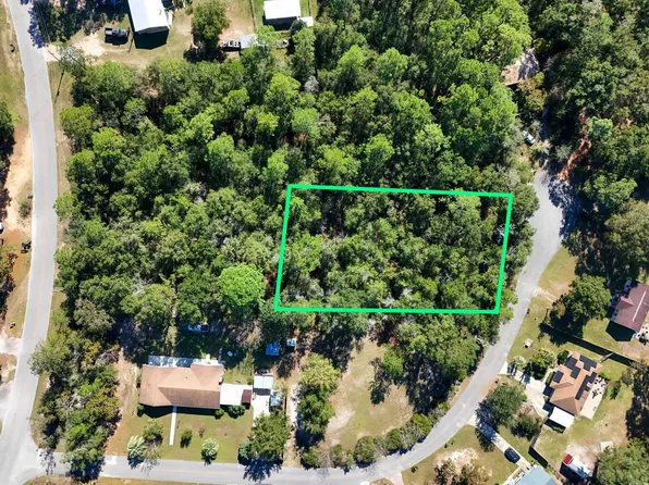 14 James Ct, Defuniak Springs, FL 32433