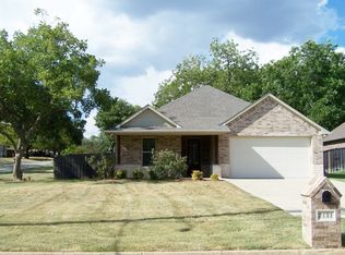 2131 Loy Lake Rd, Denison, TX 75020