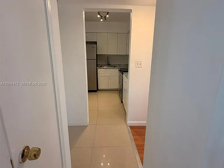 20200 NE 27th Ct #35 — Photo 8