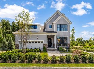 12 Tamarack Way, Tyngsboro, MA 01879