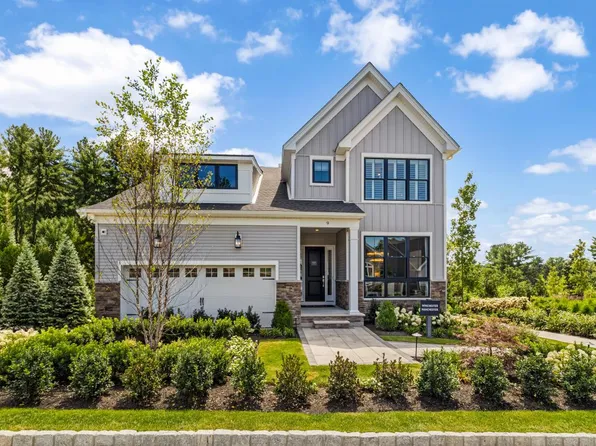 12 Tamarack Way, Tyngsboro, MA 01879