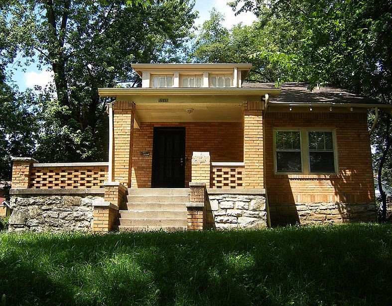 1st image of 5546 Garfield Ave